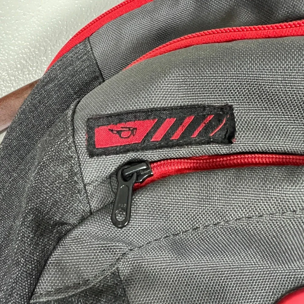 Oakley Backpack 5 Speed Pack Gray Red Travel Commute School‎ Work College